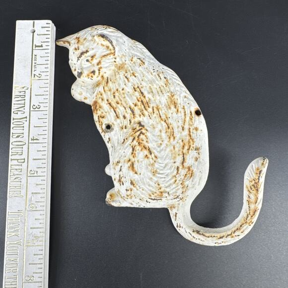 Vintage Cast Iron Cat Wall Hook Key Coat Hanger Rustic White Rusty Patina - Picture 4 of 12